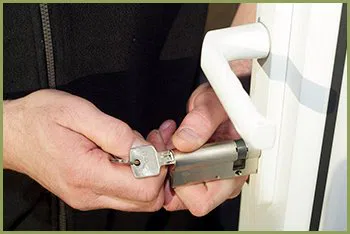 Anchor Locksmith Store Milwaukee, WI 414-979-9961 - lock-change